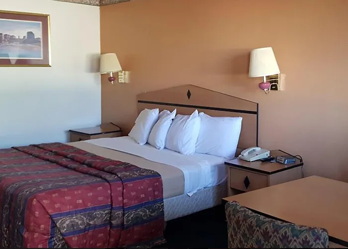 Night Motel 3*