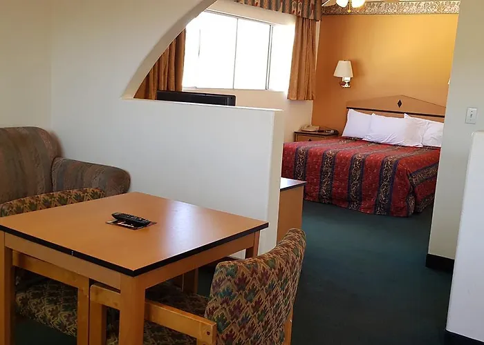 Motel Night 3*